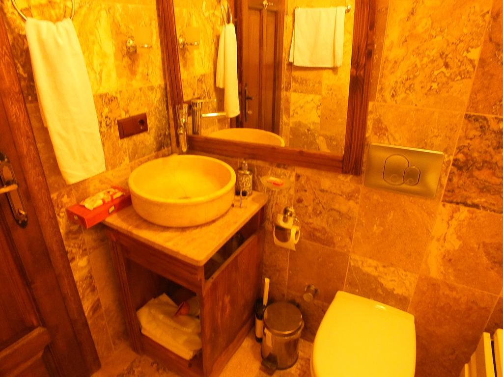 Dilek Tepesi Cave Hotel Ayvali Room photo