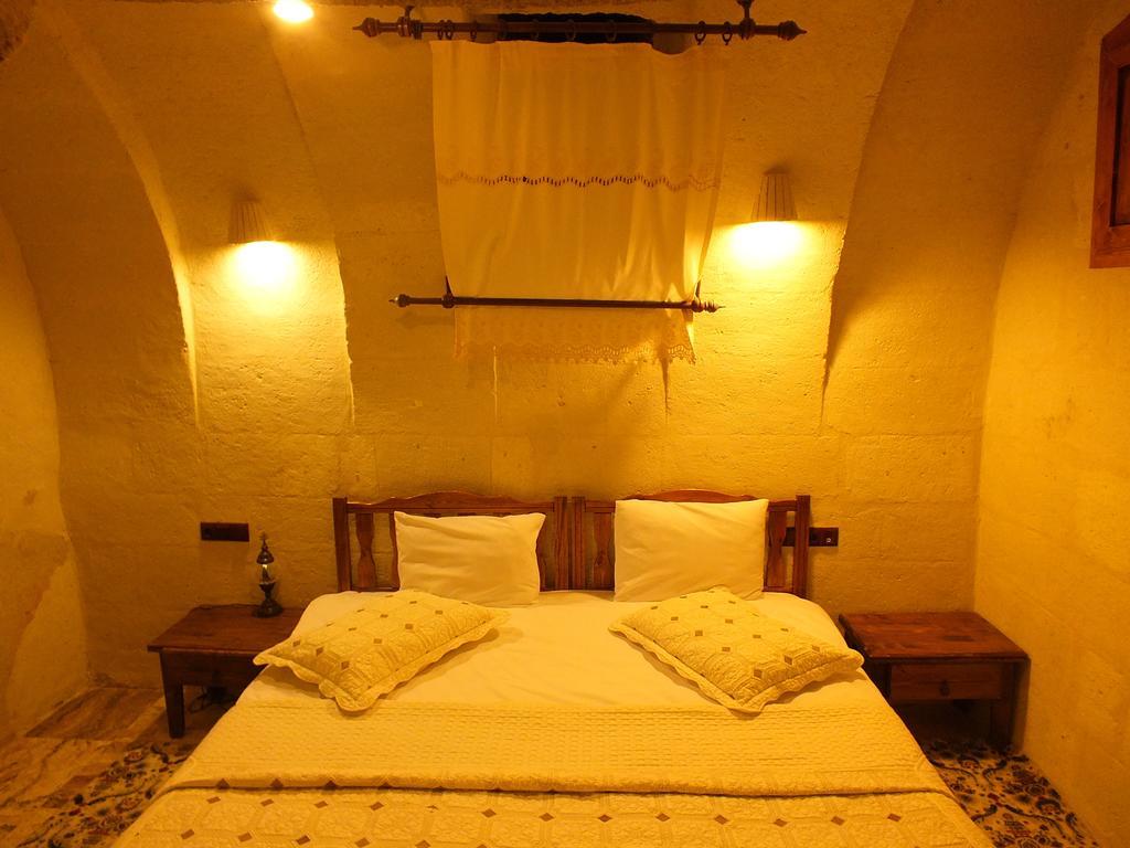 Dilek Tepesi Cave Hotel Ayvali Room photo