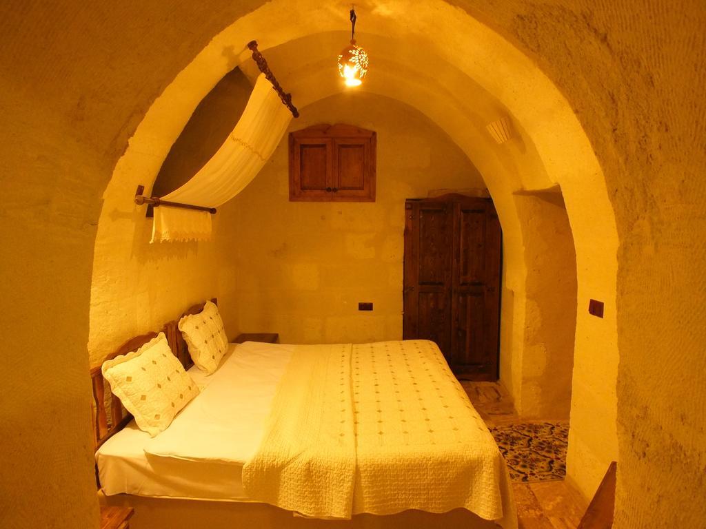 Dilek Tepesi Cave Hotel Ayvali Room photo