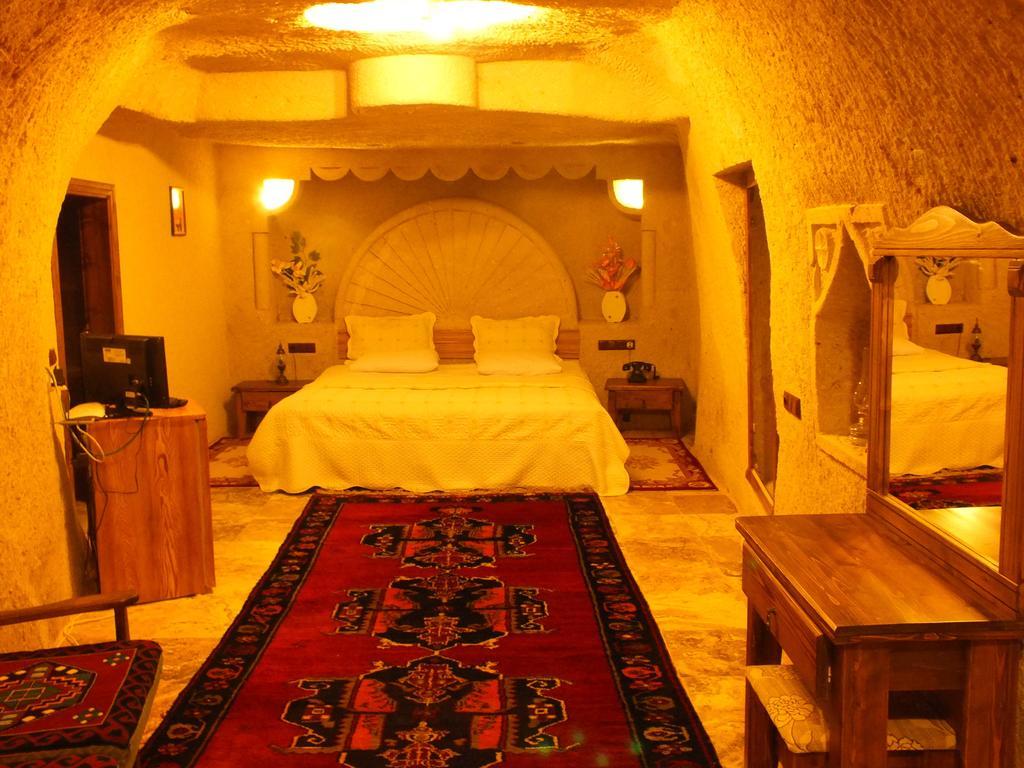 Dilek Tepesi Cave Hotel Ayvali Room photo