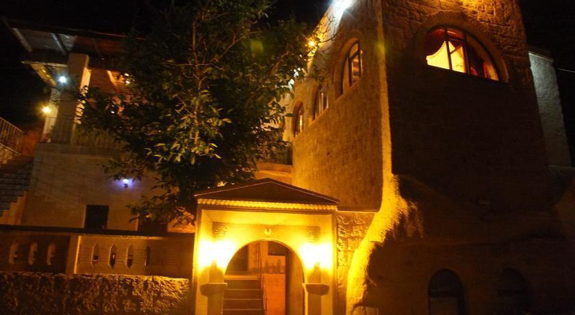 Dilek Tepesi Cave Hotel Ayvali Exterior photo
